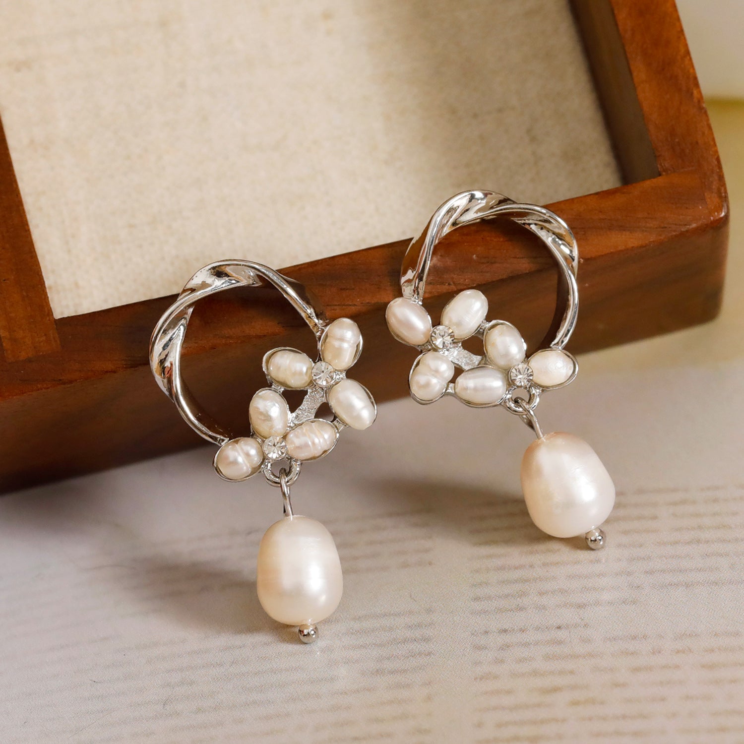 Freshwater Pearl Drop Earrings