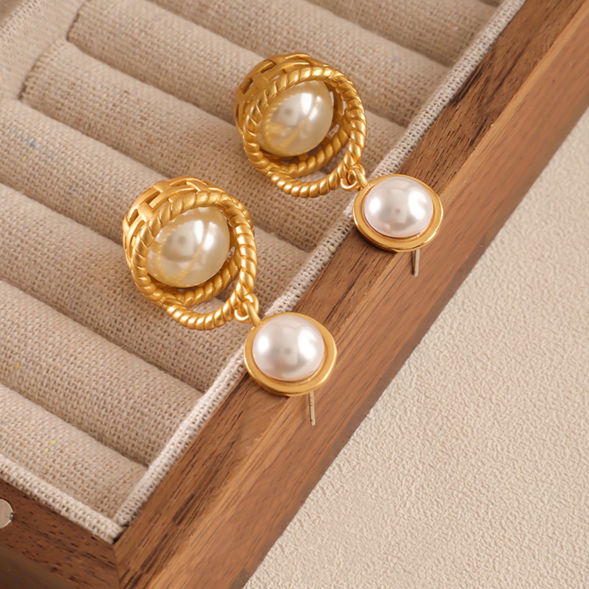 Freshwater Pearl Drop Earrings
