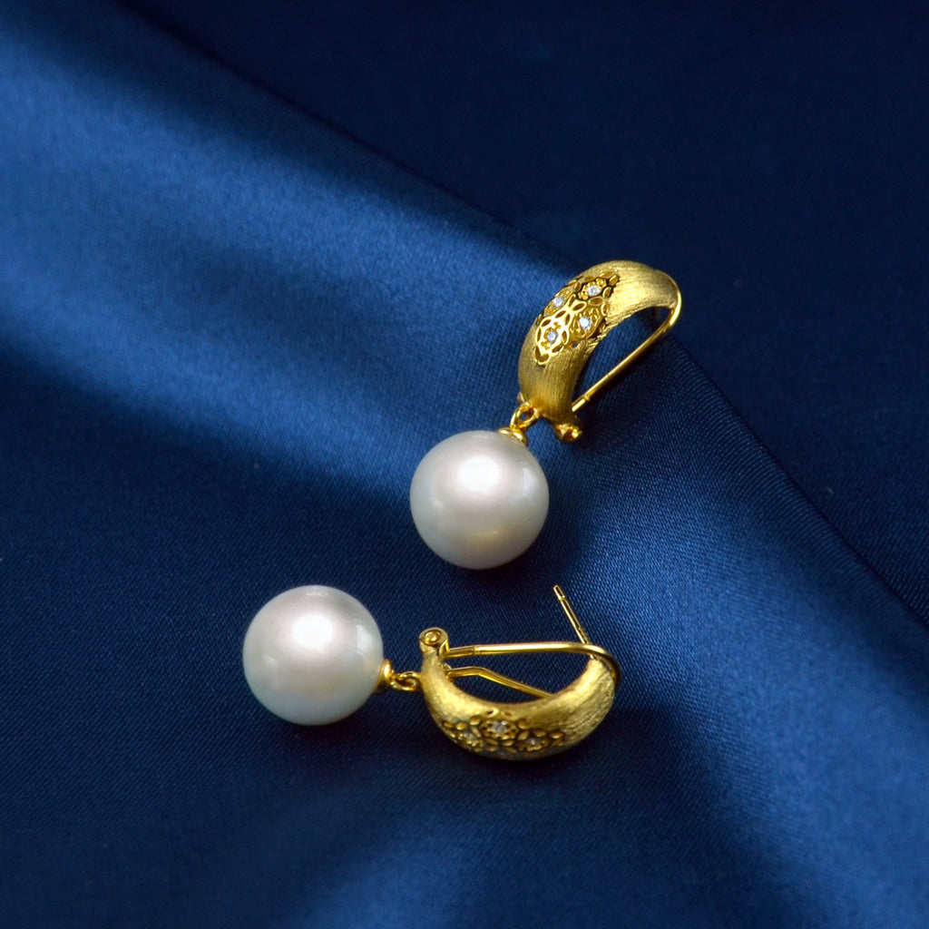 Natural Pearl Hoop Earrings