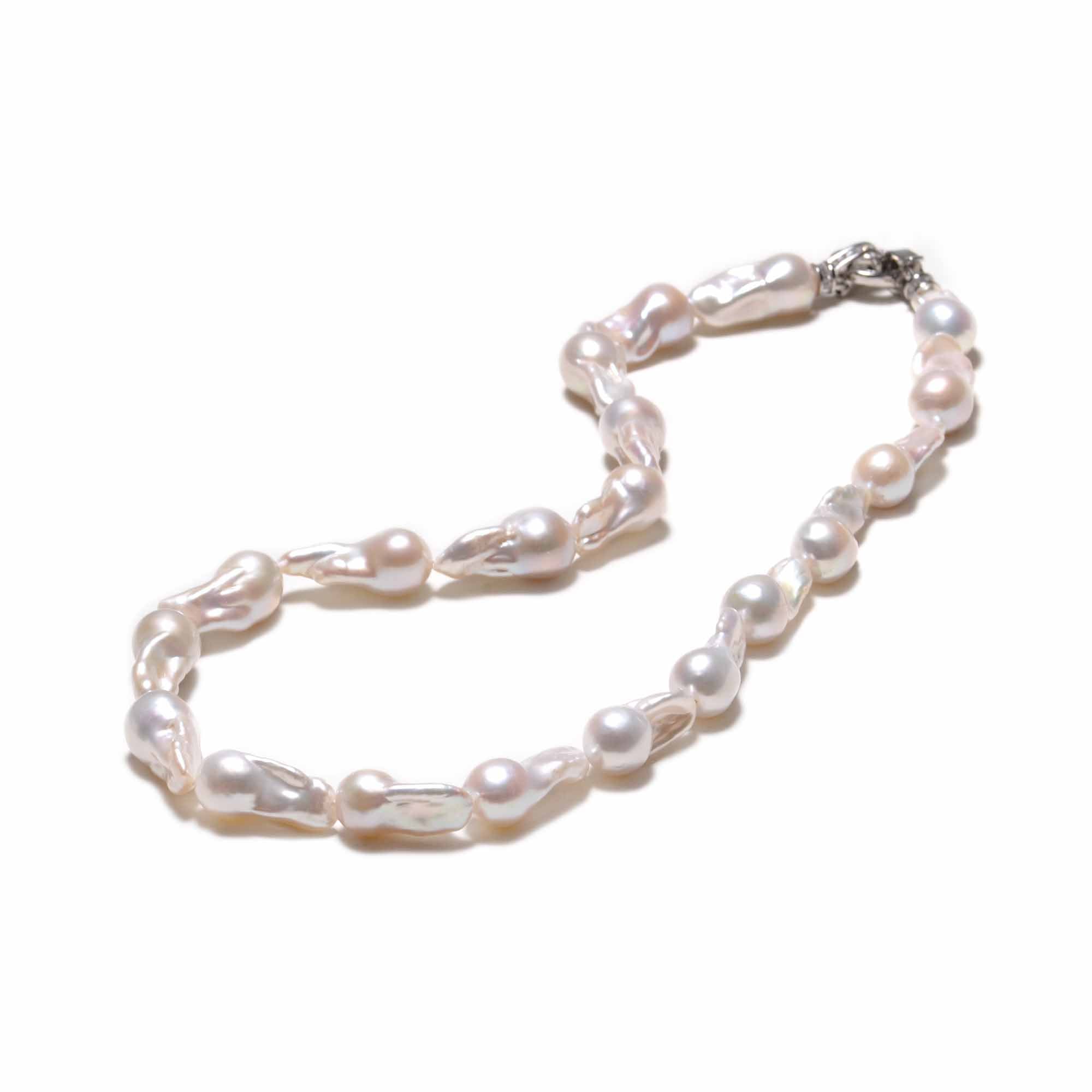Natural Baroque Pearls Necklace