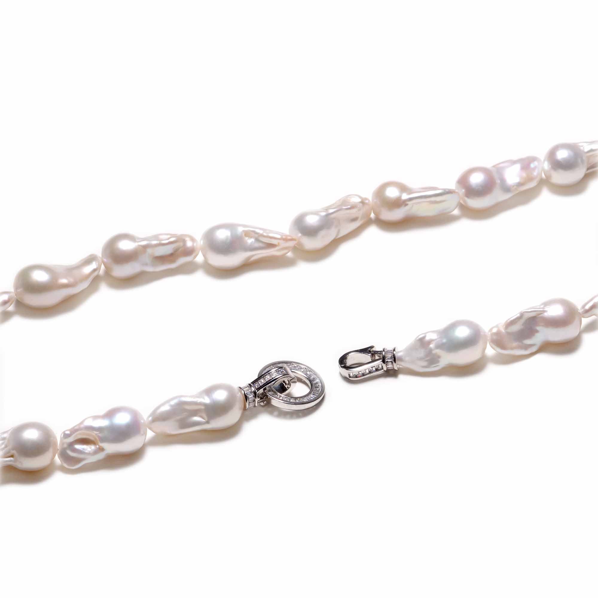 Natural Baroque Pearls Necklace