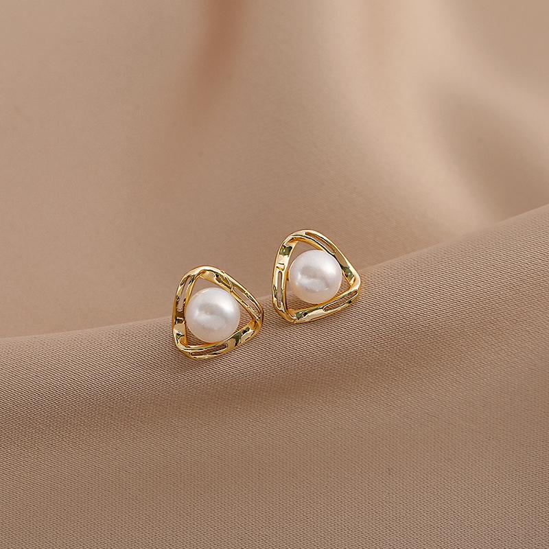 Akoya Pearl Stud Earrings