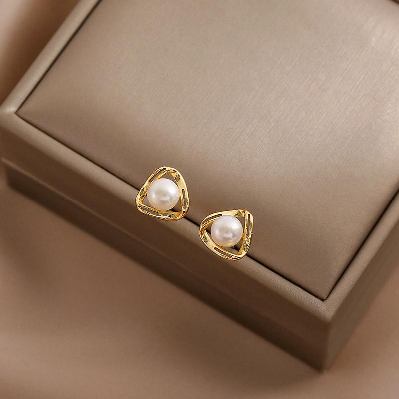Akoya Pearl Stud Earrings