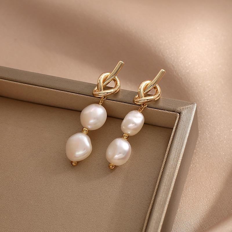 Baroque Pearl Drop Earrings
