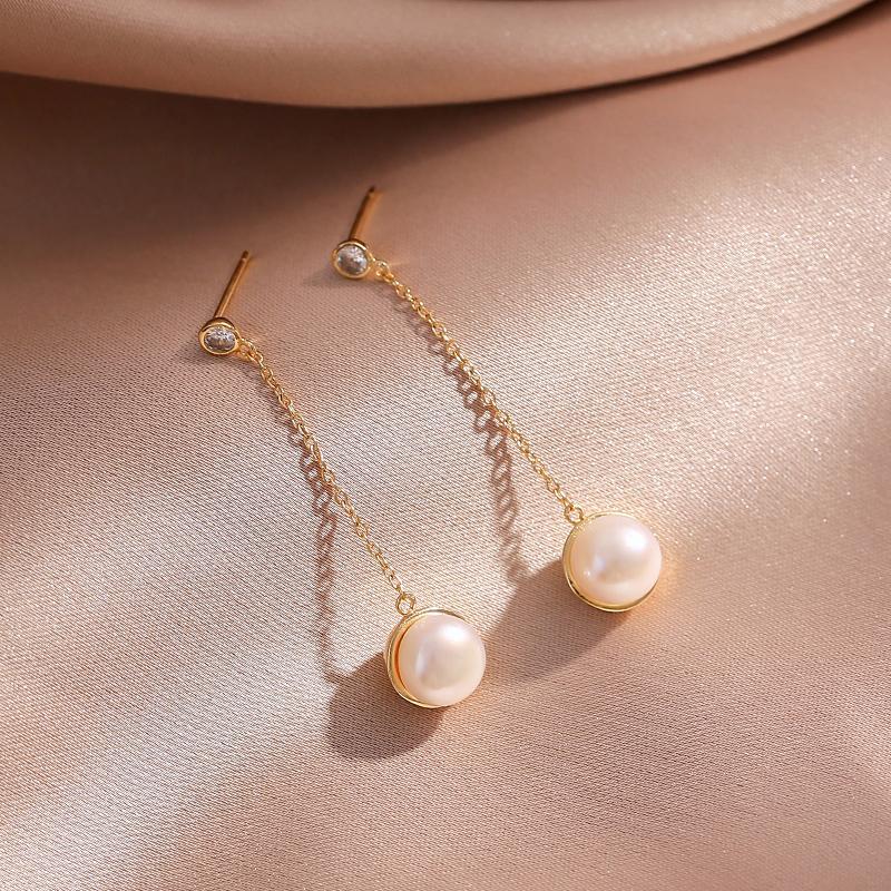 Freshwater Pearl Drop Earrings