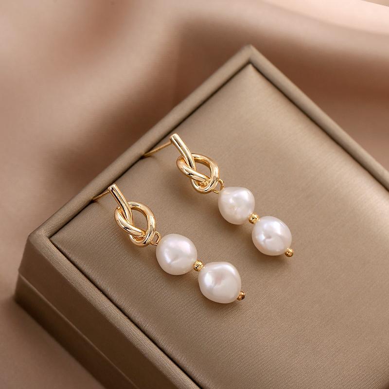 Baroque Pearl Drop Earrings
