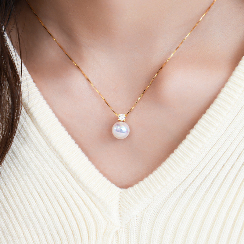 Japanese AKoya Pearl Necklace in 18K Gold
